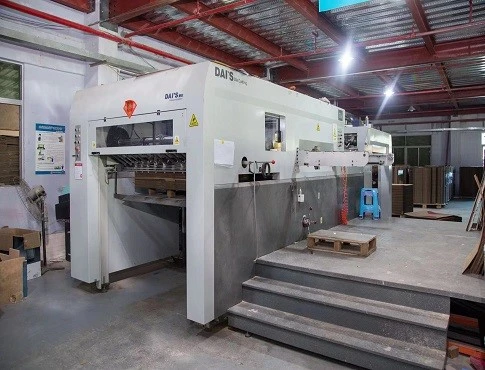 Auto Die Cutting Machine Auto Die Cutting Machine
