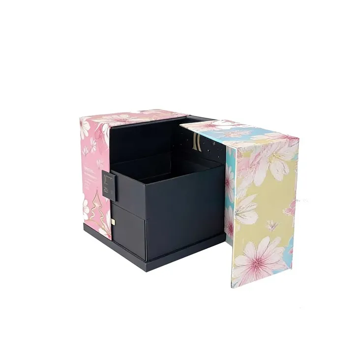 Cardboard Magnetic Box